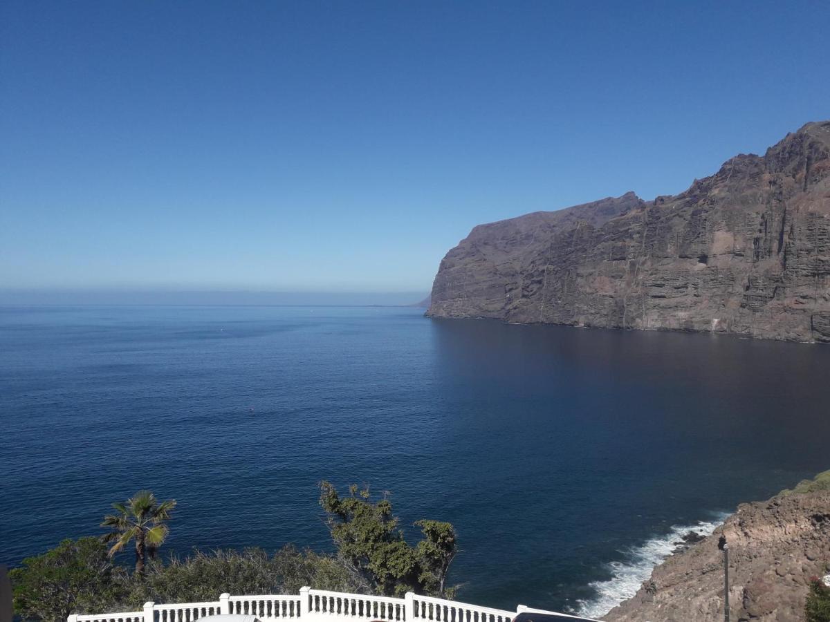 Los Gigantes In Front Of Sea Acantilado de los Gigantes Ngoại thất bức ảnh