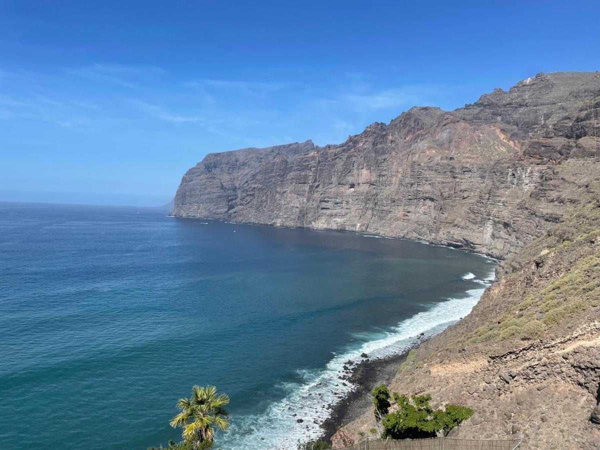 Los Gigantes In Front Of Sea Acantilado de los Gigantes Ngoại thất bức ảnh